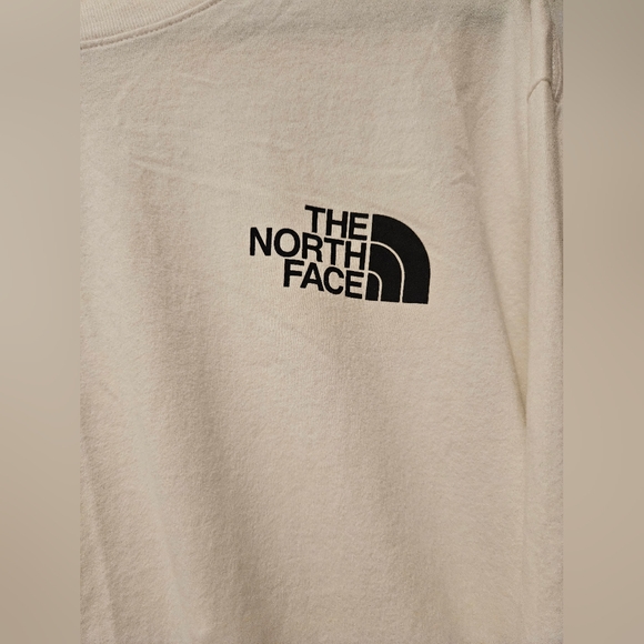 The North Face shirt - Picture 2 of 5